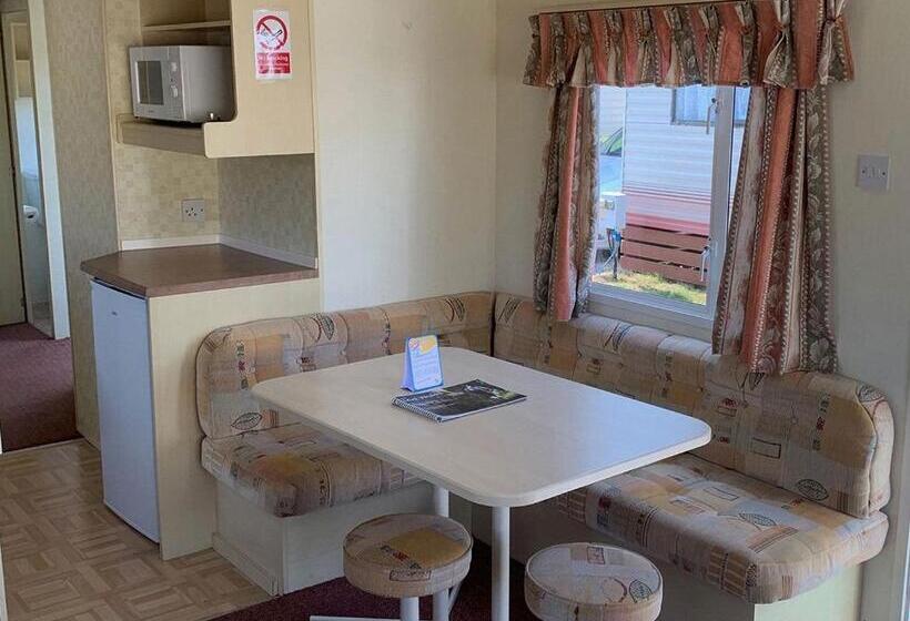 Дом 3 Спальни, Fishguard Holiday Park