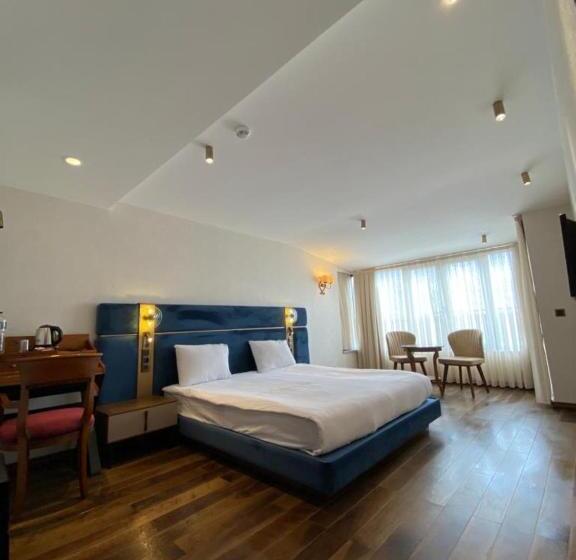 اتاق لوکس با چشم‌انداز دریا, Armagrandi Spina Hotel Special Category
