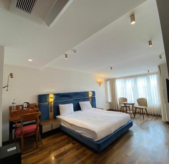 اتاق لوکس با چشم‌انداز دریا, Armagrandi Spina Hotel Special Category
