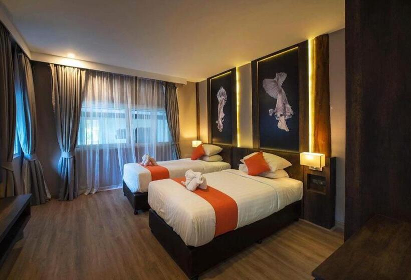 سوییت خانوادگی, The Cliff Elegance Resort