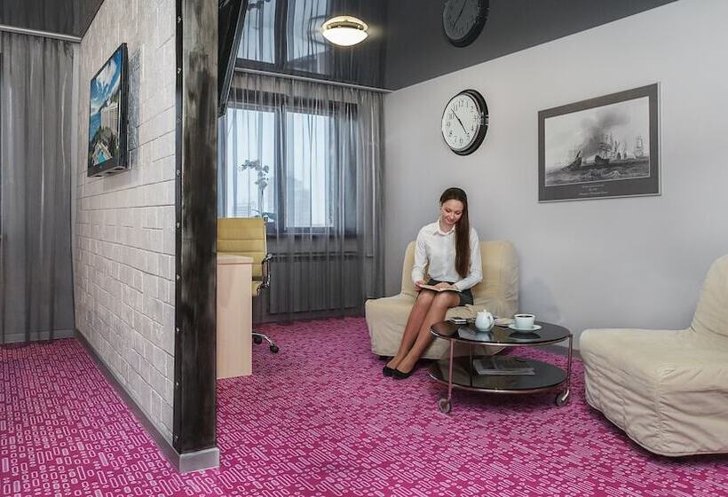 سوییت, Marins Park Hotel Nizhny Novgorod