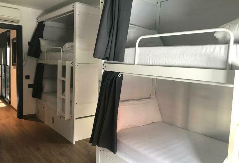 Кровать в Общей Комнате, Airhostel Barcelona Airport 24h