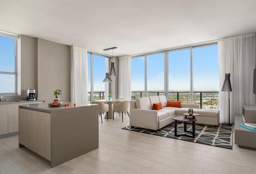 2 Bedrooms Suite Sea View, Hyde Beach House