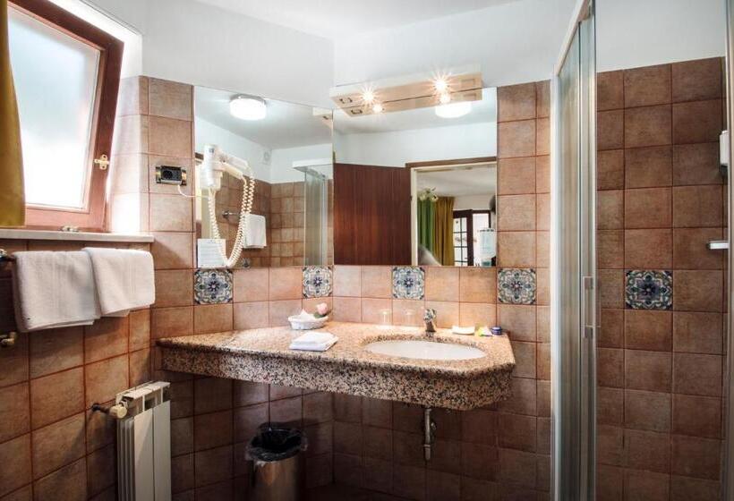 اتاق استاندارد, Villa Bellevue Portoroz Portorose