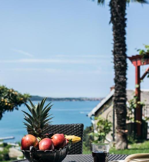 آپارتمان 1 خوابه با چشم‌انداز دریا, Villa Bellevue Portoroz Portorose