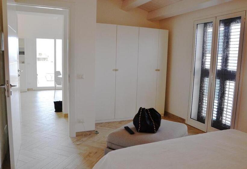 1 Bedroom Penthouse Apartment, Donnalucata Ospitalità Diffusa