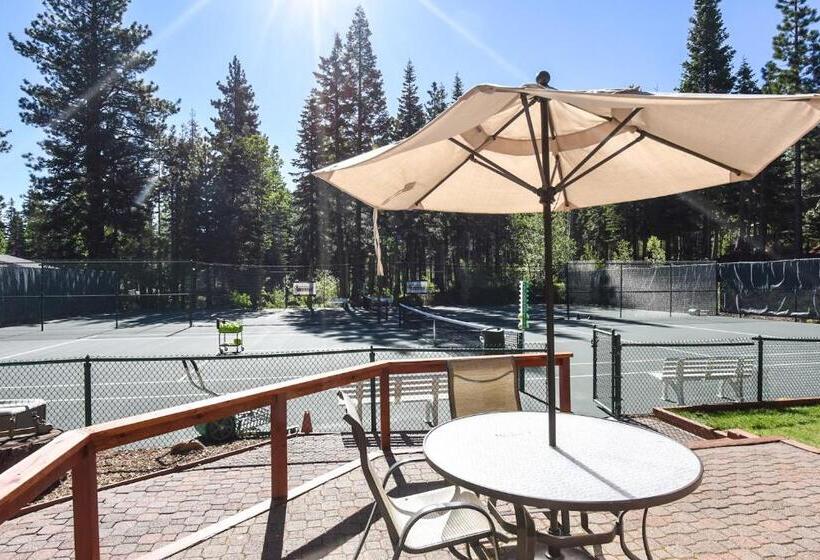 Apartamento 2 Dormitórios, Ski Trails 4024