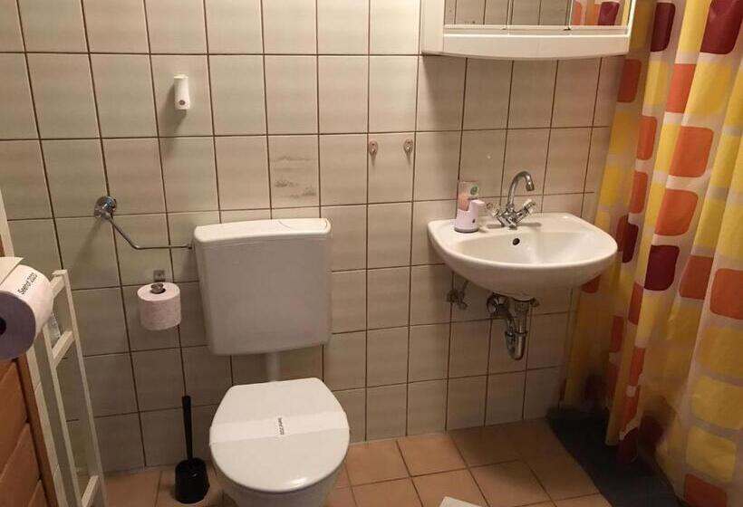 Семейный Номер Вид на Сад, Ferienanlage Seehof