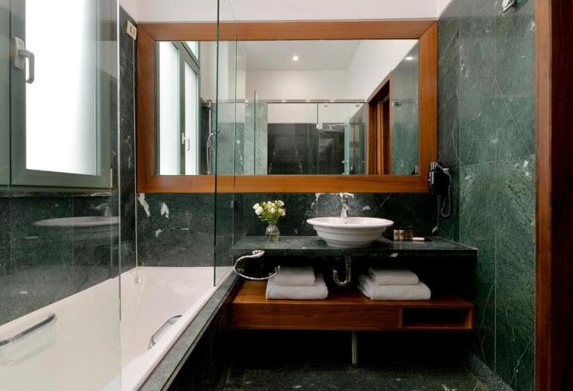 小型套房, Athenaeum Eridanus Luxury