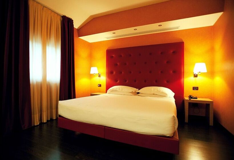 اتاق راحتی, Best Western Hotel Piemontese