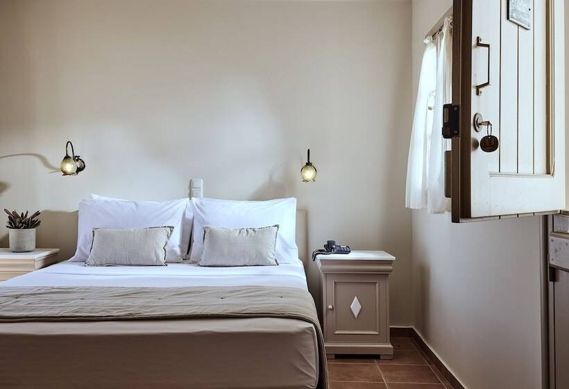 Номер Стандарт, Naxos Magic Village