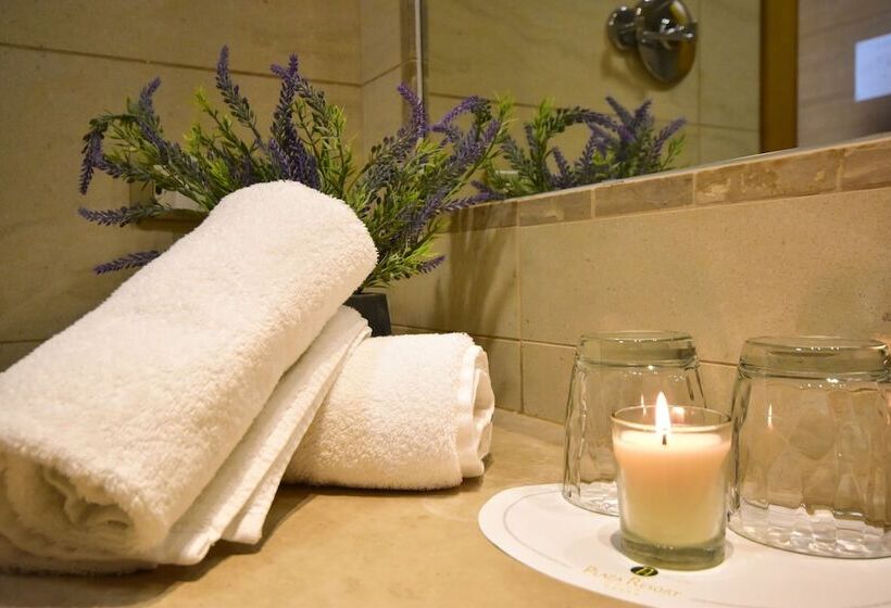 Трехместный Номер Комфорт, Plaza Resort