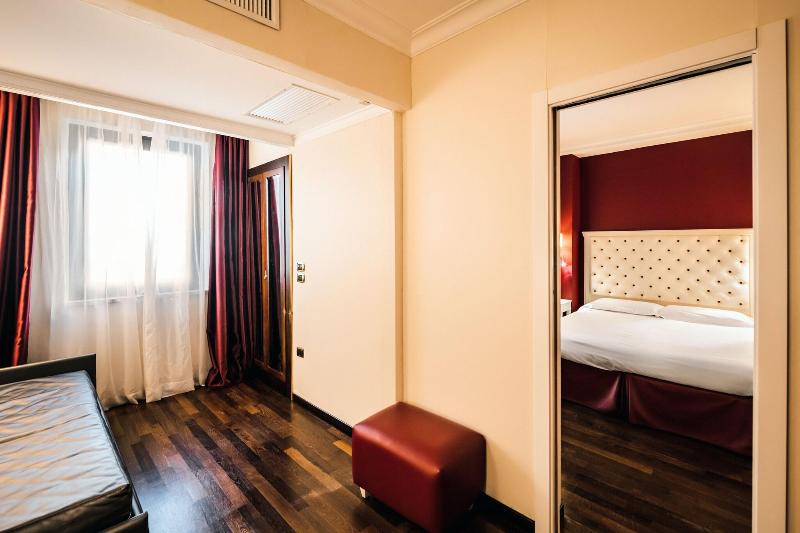 اتاق لوکس خانوادگی, Trilussa Palace Hotel Congress & Spa