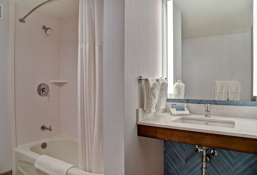 小型套房, Hilton Garden Inn Kansas City