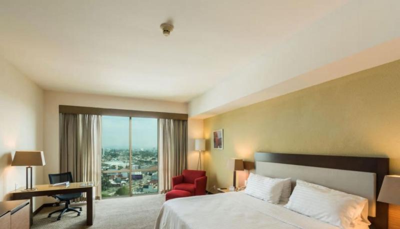 اتاق سوپریور با تخت بزرگ, Holiday Inn Guadalajara Select, An Ihg