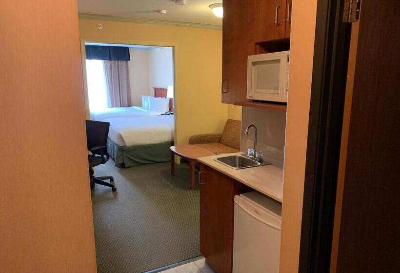 スイート, Merit Hotel & Suites