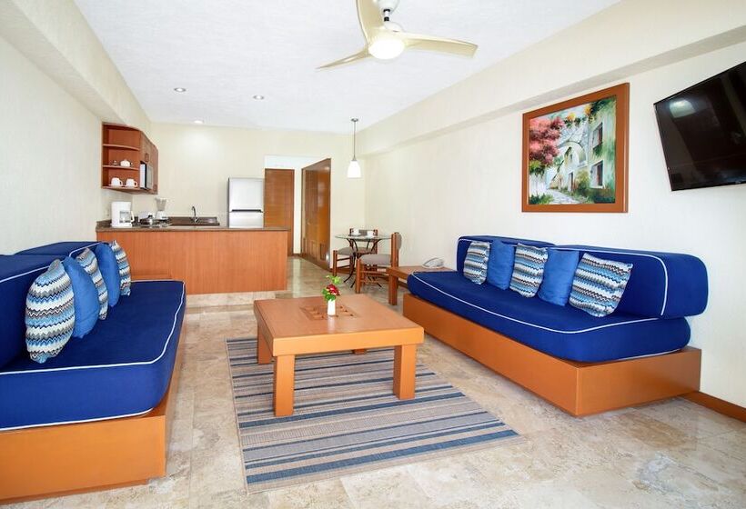 سوییت, Plaza Pelicanos Grand Beach Resort All Inclusive