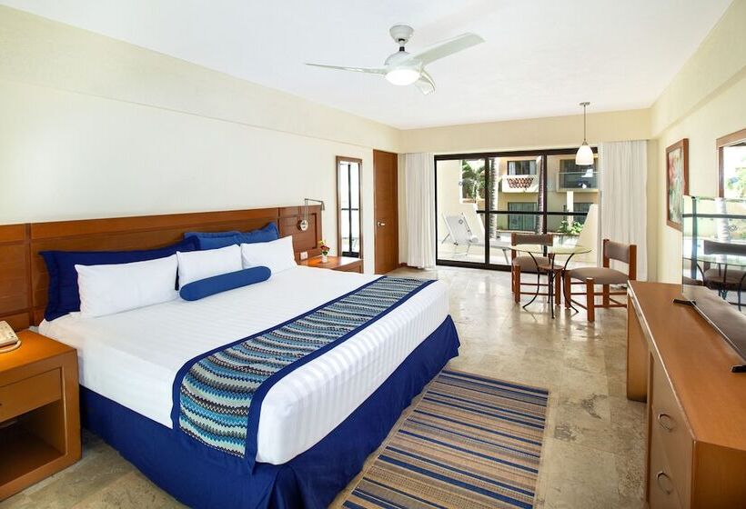 سوییت, Plaza Pelicanos Grand Beach Resort All Inclusive