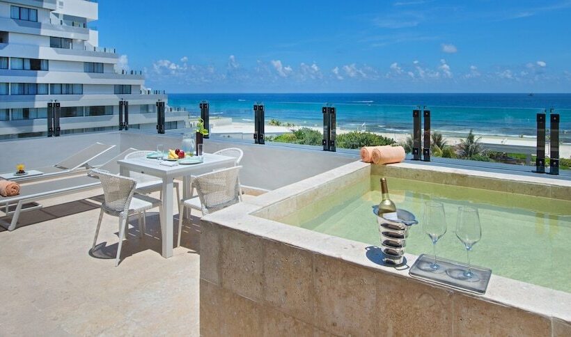 Familiesuite, Park Royal Beach Cancun  All Inclusive