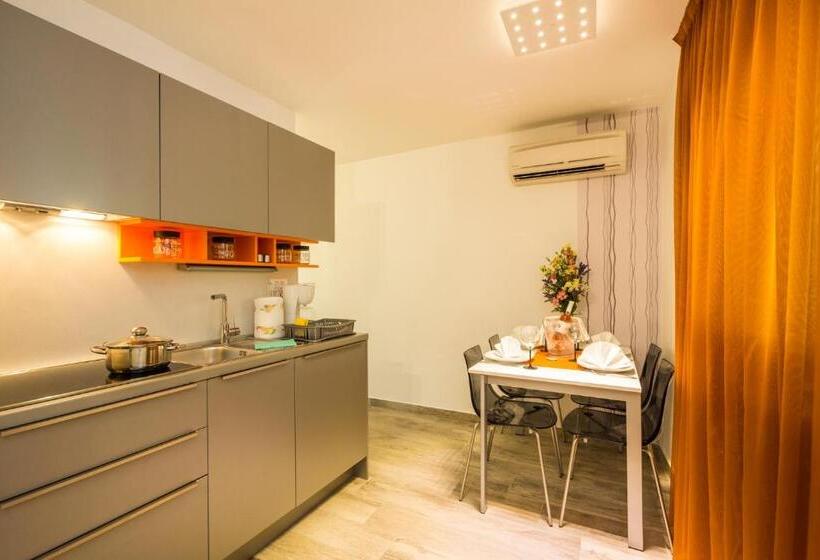 Апартаменты 1 Спальня, Aparthotel Gimi