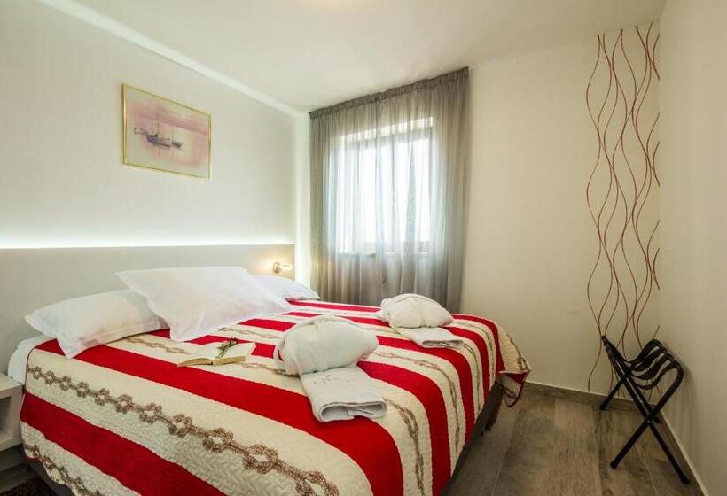 Студия Deluxe, Aparthotel Gimi
