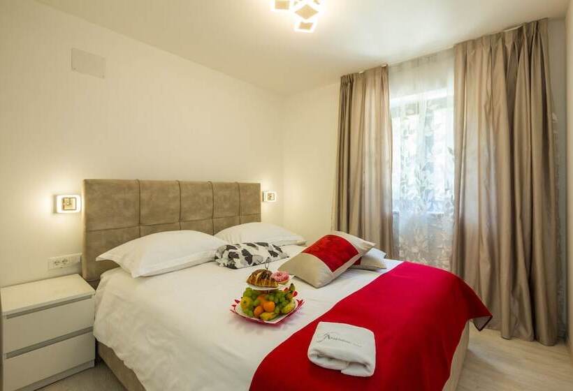 Апартаменты Deluxe 1 Спальня, Aparthotel Gimi
