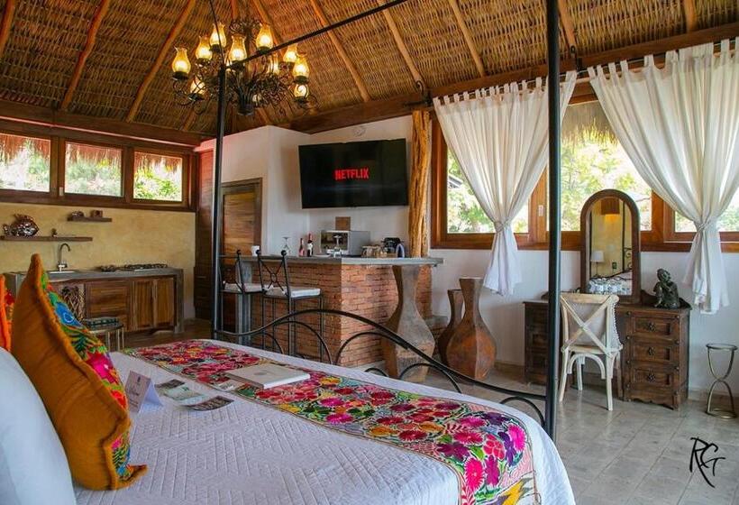 Suite with lake view, Casa Miura Hotel Boutique