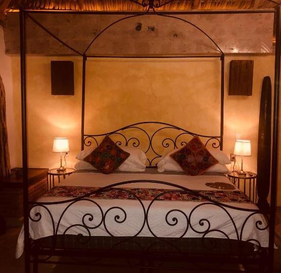 Suite with lake view, Casa Miura Hotel Boutique