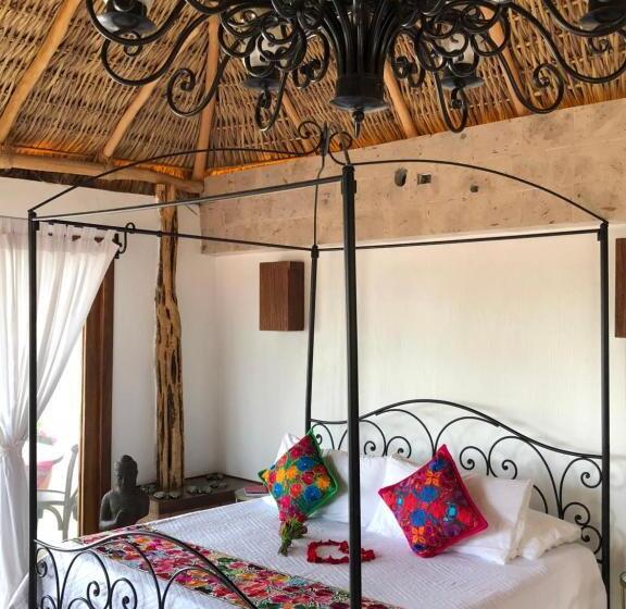 Suite with lake view, Casa Miura Hotel Boutique