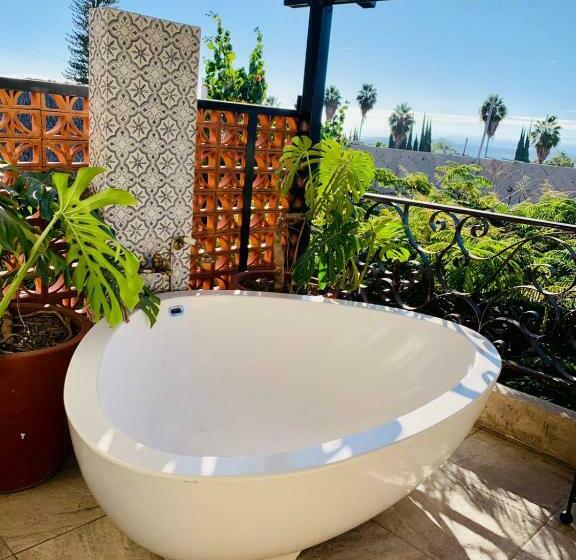 Suite with lake view, Casa Miura Hotel Boutique