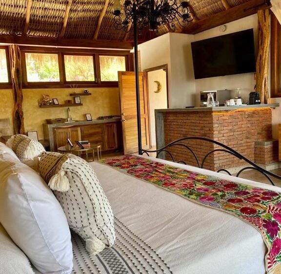 Suite with lake view, Casa Miura Hotel Boutique