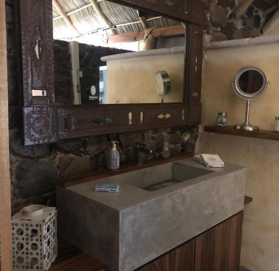 Deluxe Suite King Bed, Casa Miura Hotel Boutique