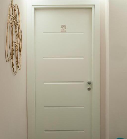 اتاق لوکس خانوادگی, Brichett Deluxe Rooms