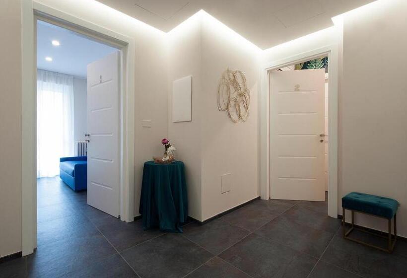 اتاق لوکس خانوادگی, Brichett Deluxe Rooms