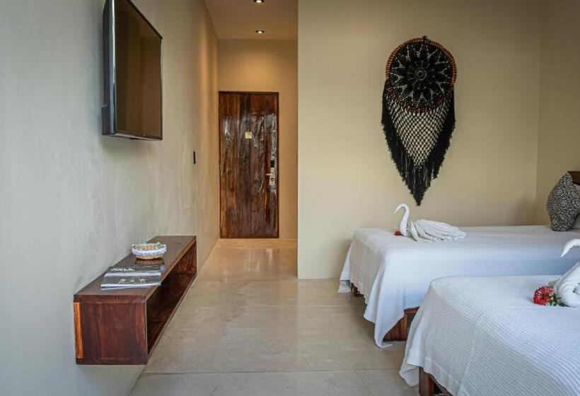 デラックスの４人部屋, Moonshine Tulum Hotel & Hostel