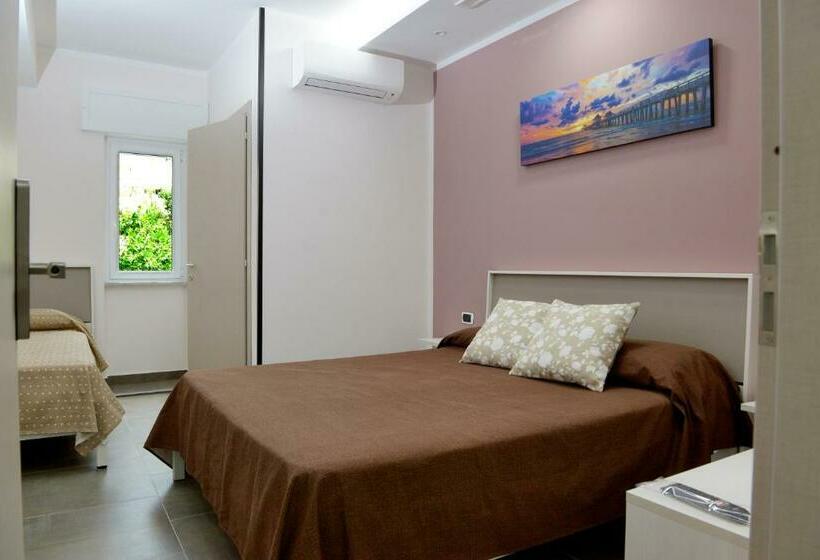 اتاق راحتی سه تخته, Bellavista Formia