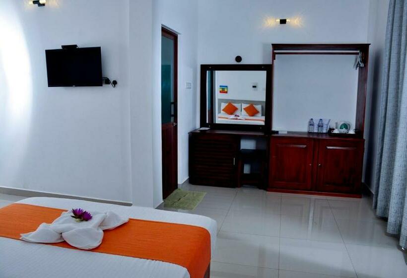 Семейный Номер Вид на Сад, Super King Star Holiday Resort