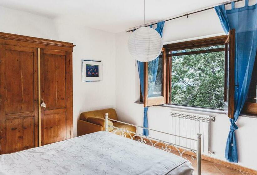 اتاق لوکس سه تخته, Il Carrubo B&b