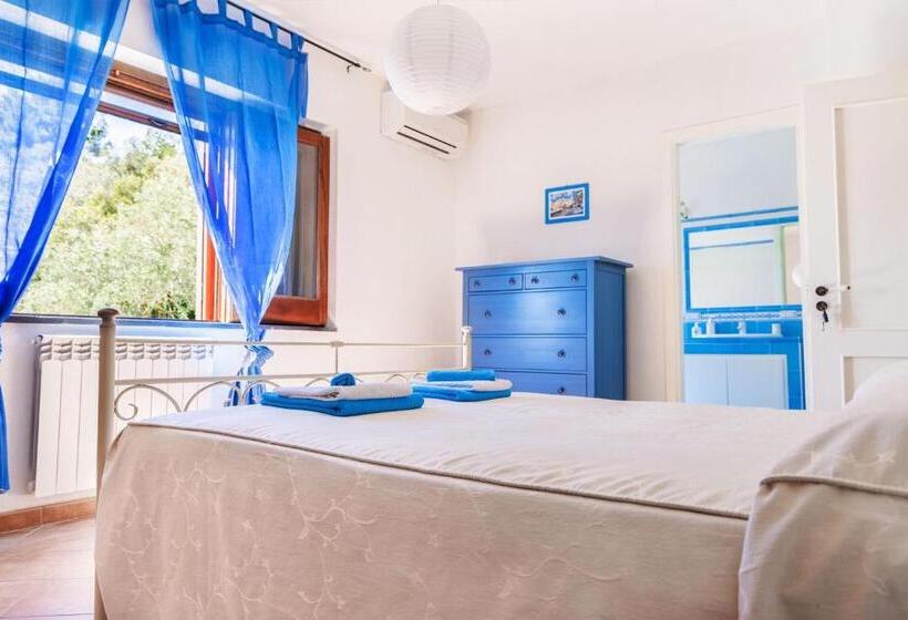 اتاق لوکس سه تخته, Il Carrubo B&b