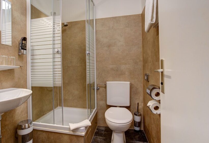 Номер Стандарт, Sure Hotel By Best Western Ambassador Duesseldorf