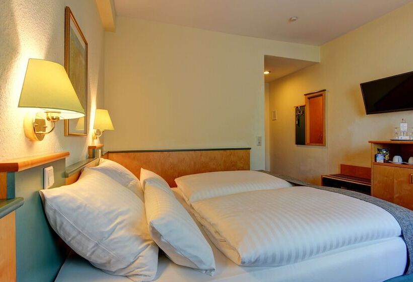 Номер Стандарт, Sure Hotel By Best Western Ambassador Duesseldorf