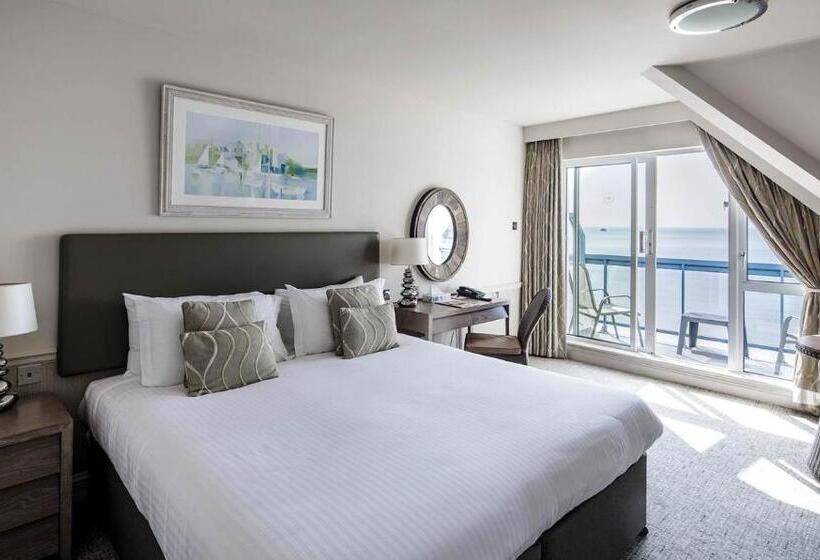 اتاق سوپریور با چشم‌انداز دریا, Golden Sands