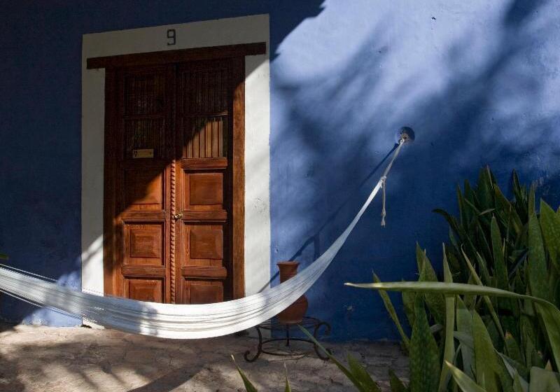 اتاق استاندارد با تخت بزرگ, Voco Hermosillo, An Ihg