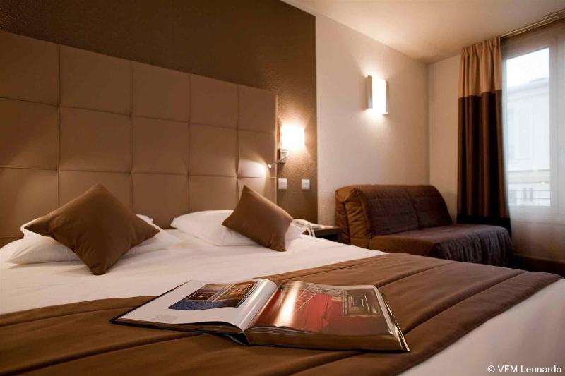 اتاق اجرایی با تخت بزرگ, Voco Hermosillo, An Ihg