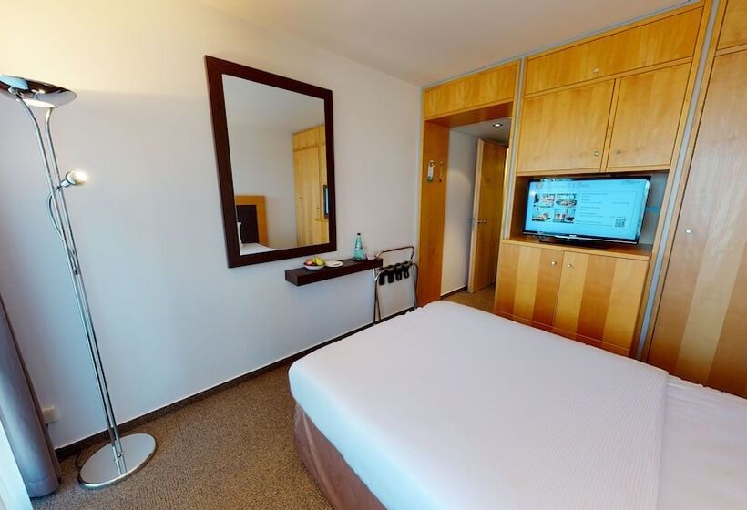 اتاق استاندارد یک نفره, Kongresshotel Potsdam Am Templiner See