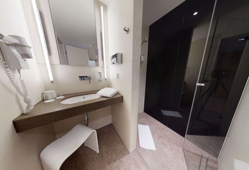 اتاق پرمیوم, Kongresshotel Potsdam Am Templiner See