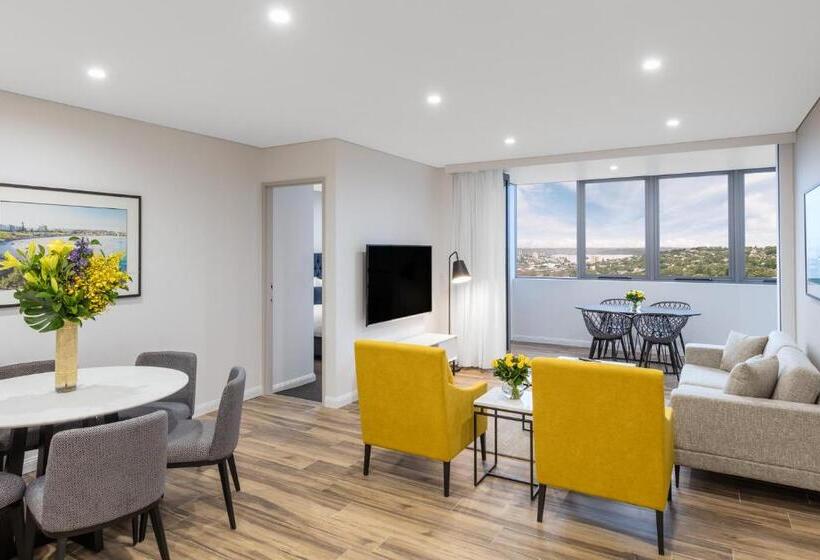 Люкс Deluxe 3 Спальни, Meriton Suites Bondi Junction