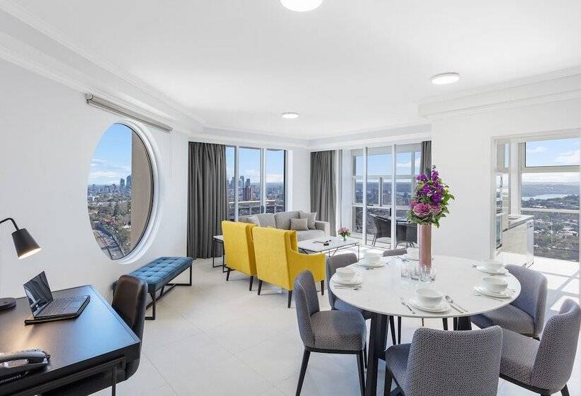 Люкс 3 Спальни, Meriton Suites Bondi Junction