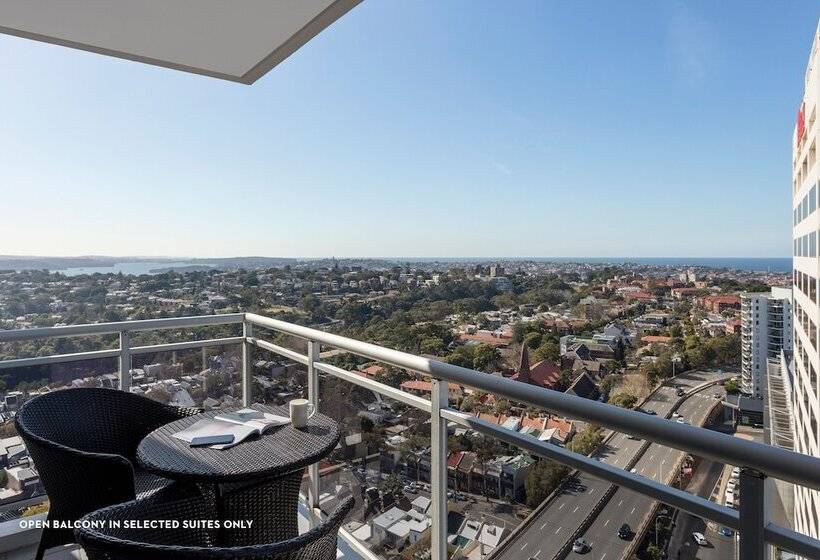 Люкс Deluxe 3 Спальни, Meriton Suites Bondi Junction