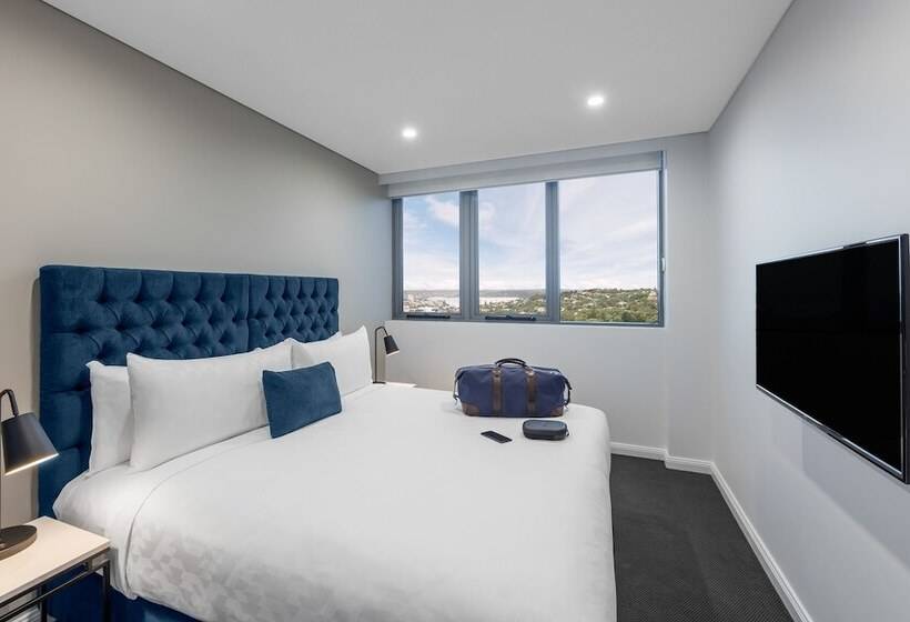 Люкс Deluxe 3 Спальни, Meriton Suites Bondi Junction
